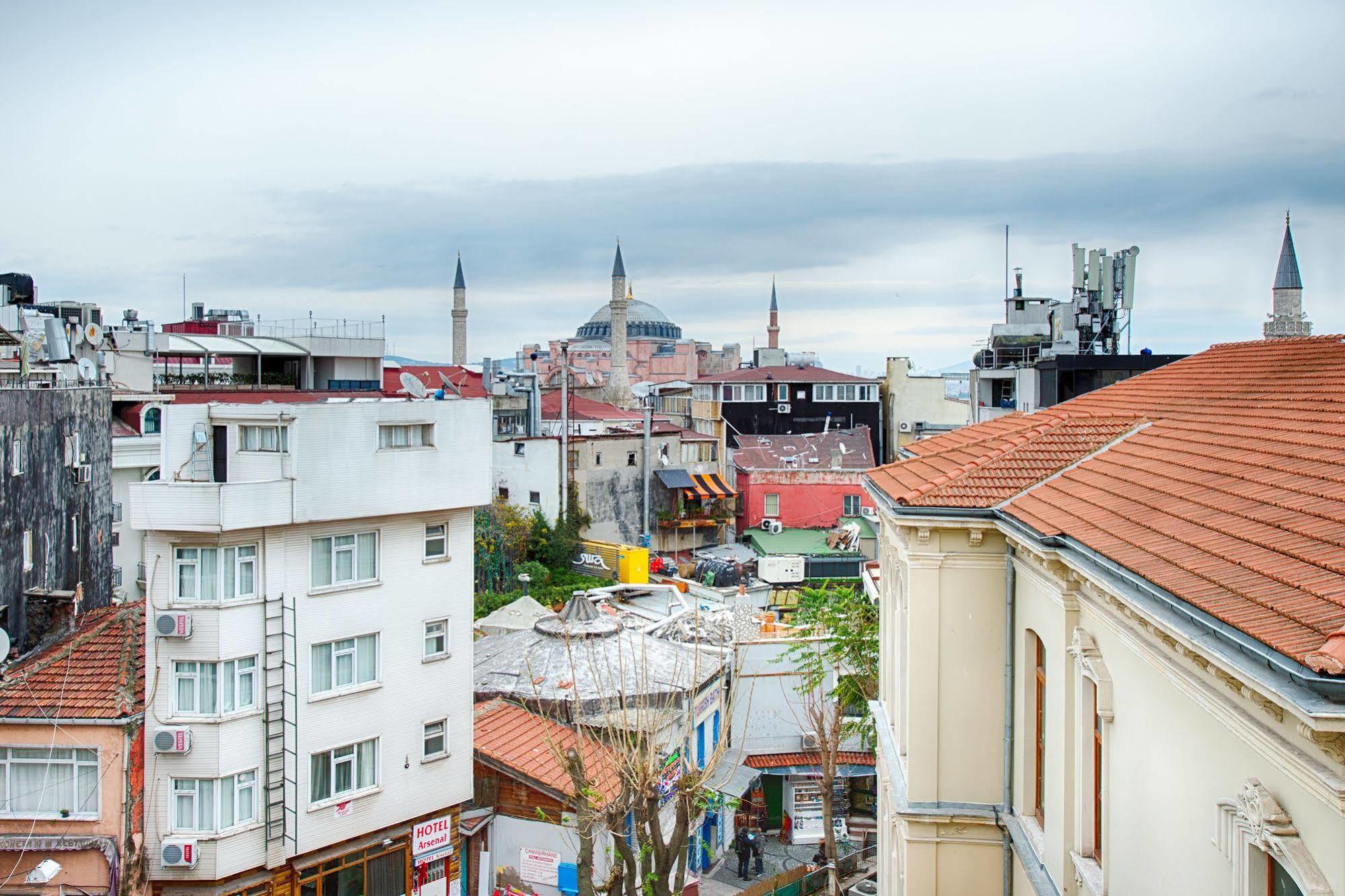 Akdeniz Hotel Isztambul Kültér fotó