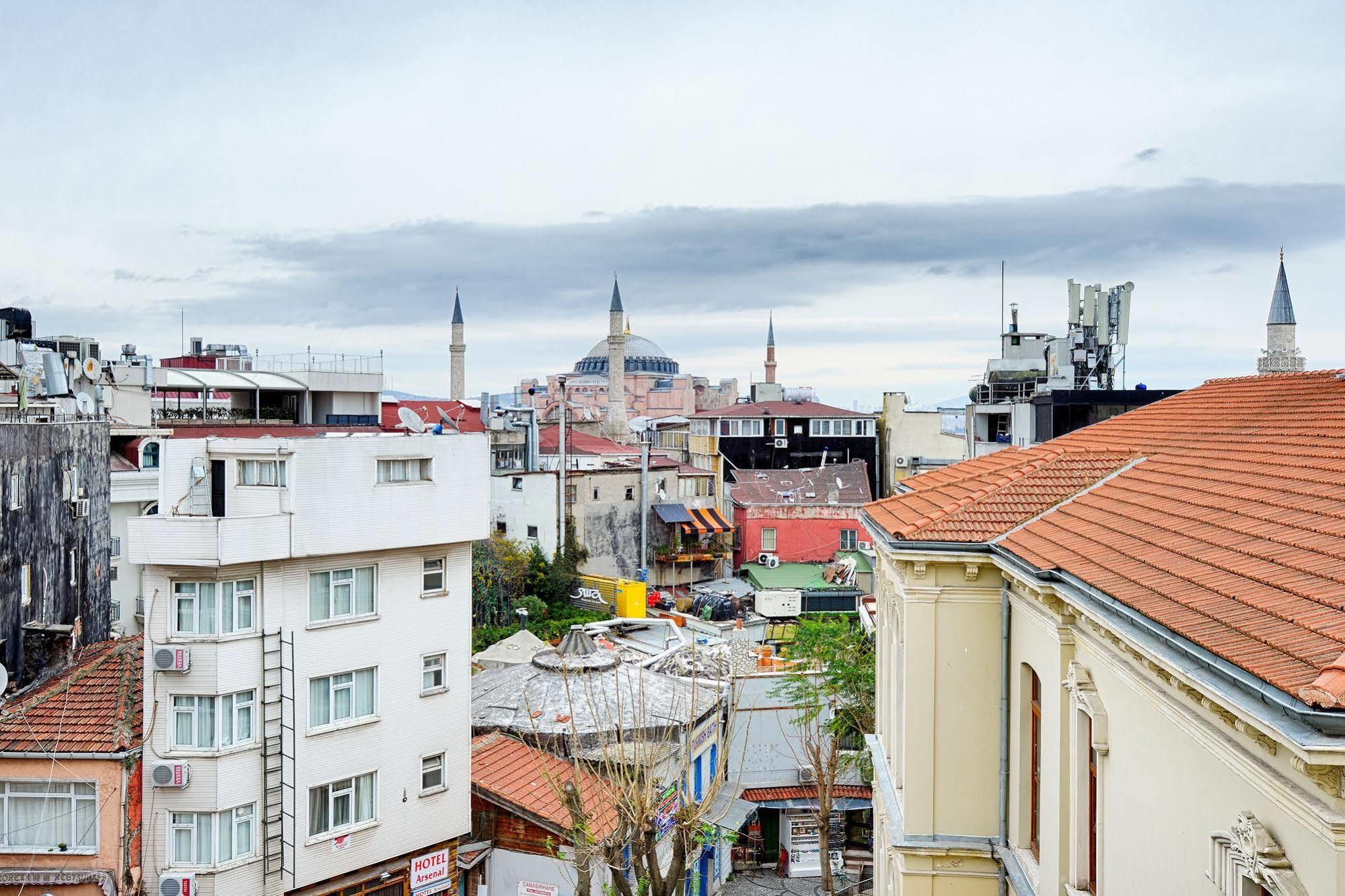 Akdeniz Hotel Isztambul Kültér fotó